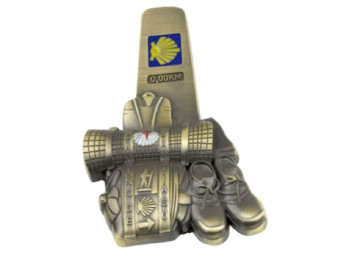 Imán Bronce Mojón Mochila Camino de Santiago