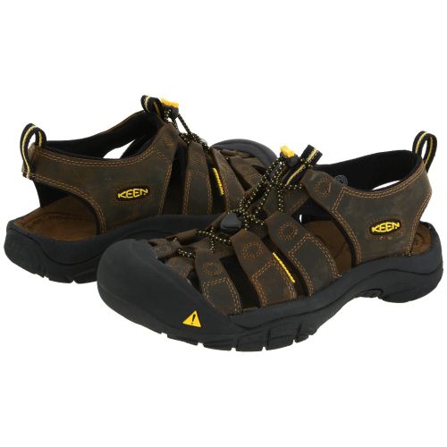 Sandalia Keen Newport Cuero Marrón Chocolate