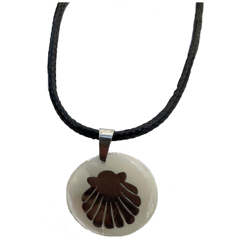 Colgante nácar con Vieira